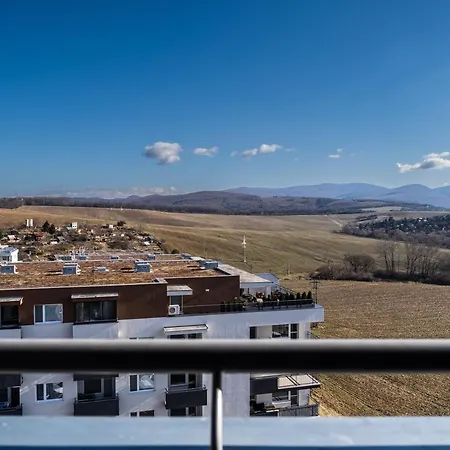 Sgl Liptovska With Free Parking Apartamento *